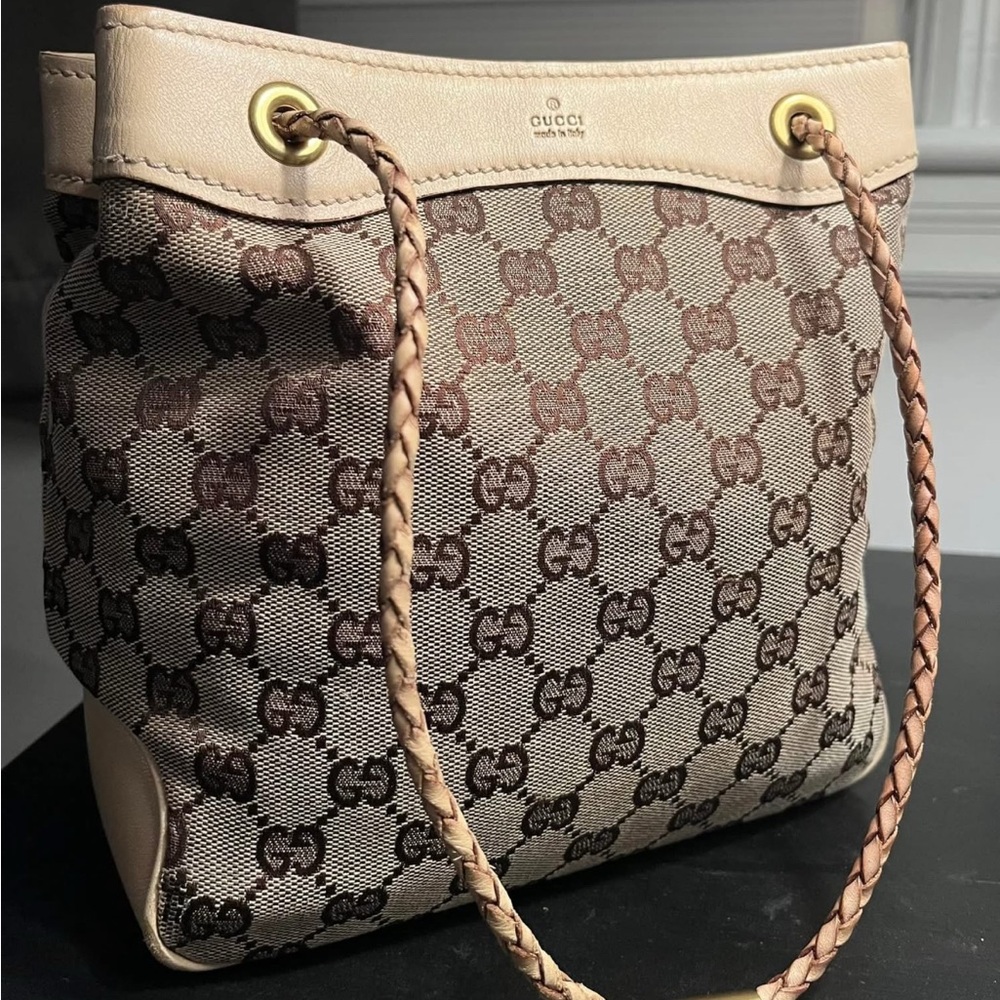 Gucci Mini Bucket - Picture 1 of 10